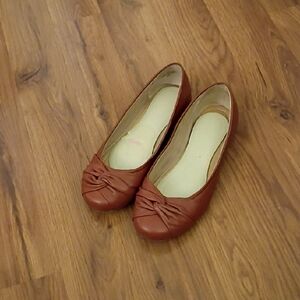 Earth Women's Brown Knot Flats
